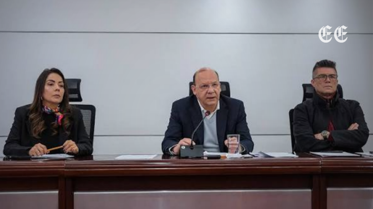 escala la tension en la transicion gubernamental por la suspension del proceso de empalme pagina web