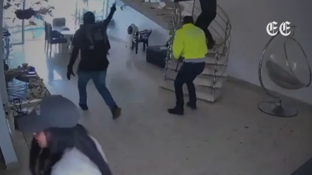 falsos agentes de la sijin roban 80 millones de pesos tras irrumpir en una vivienda de cali pagina web