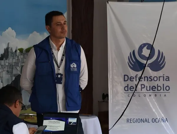 renuncia el defensor del pueblo en ocana tras indagaciones por presuntos nexos con silvana guerrero eln image
