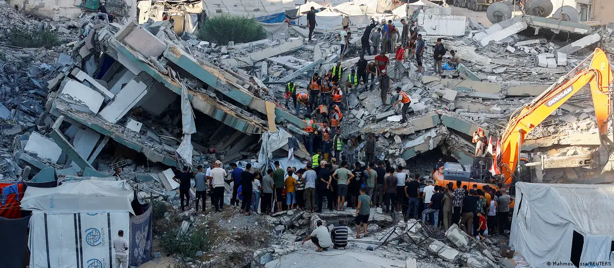 Calamidad en el norte de Gaza tras el colapso de un edificio que albergaba a cien desplazados 2 calamidad en el norte de gaza tras el colapso de un edificio que albergaba a cien desplazados 79286180 1004