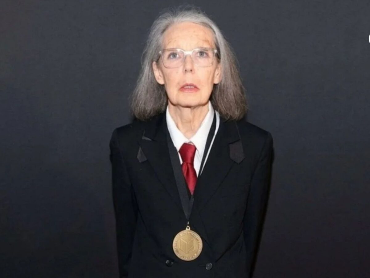 Anne Carson recibe el Nobel de Literatura 2026 por transformar la tradición clásica