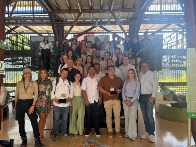CARDER y Masbosques fortalecen alianzas para proteger los ecosistemas y reconocer el trabajo de las familias campesinas de Risaralda