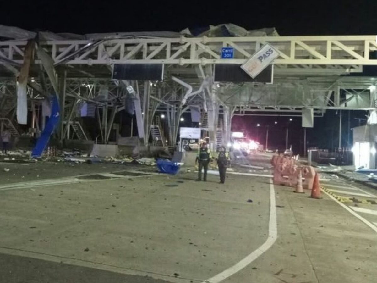 Carro bomba en peaje de Casanare deja cuatro personas heridas