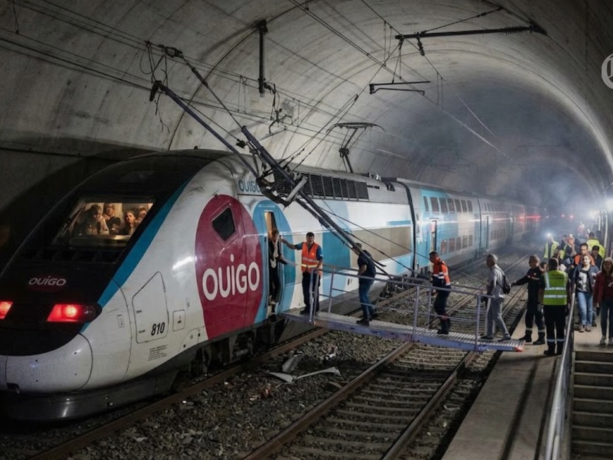 Continúa la tensión ferroviaria en España tras un fallo técnico en un convoy con 454 personas