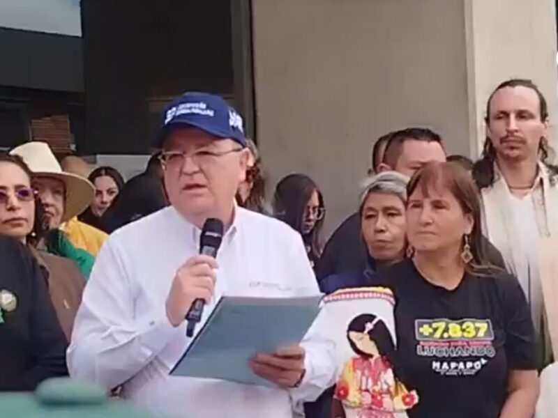 el magistrado ramelli trata de justificar en la plaza publica lo que han criticado de la jep ramelli plaza publica video tomado de redes sociales