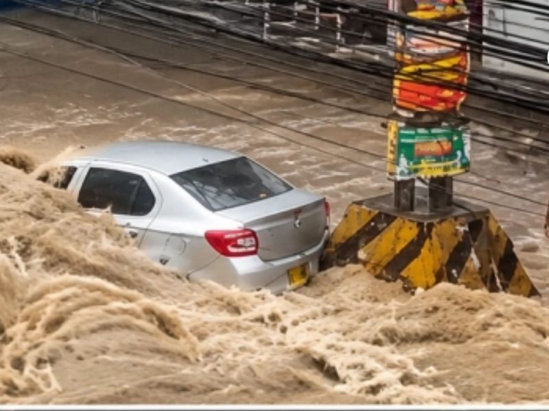 emergencia en cartagena y santa marta por aguaceros que dejan cientos de familias damnificadas inundacion caribe redes sociales