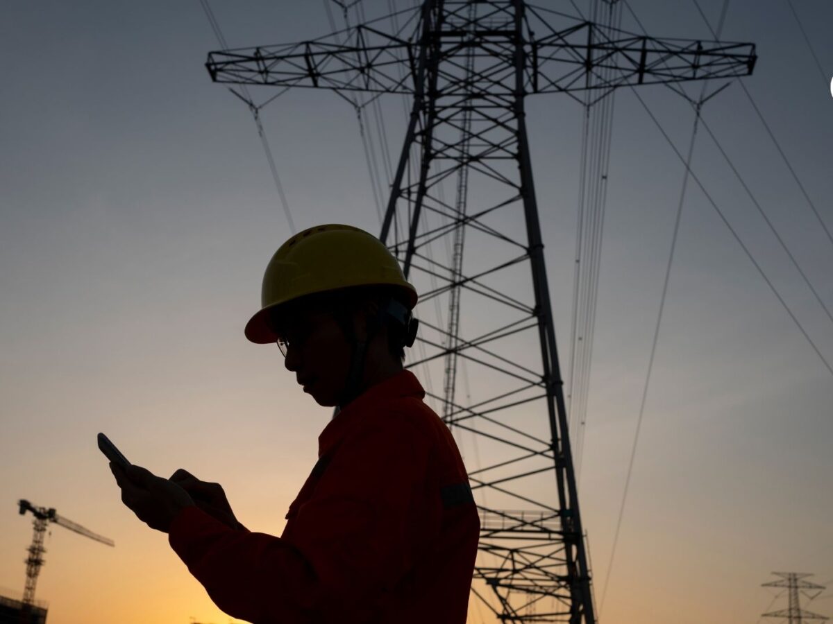 MinMinas y La CREG implementan nuevos cobros por sobreconsumo de energía eléctrica en Colombia