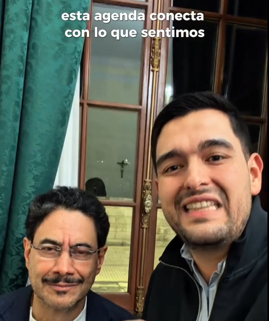 una prima una familiar y su exescolta los vinculos de rodrigo toro en el consejo directivo de comfamiliar risaralda image